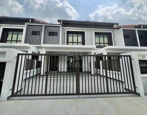 FULLY FURNISHEDđ„ 2 Storey Terrace Pandura Alam Impian, Shah Alam 1