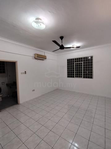 Pelangi Condominium 1