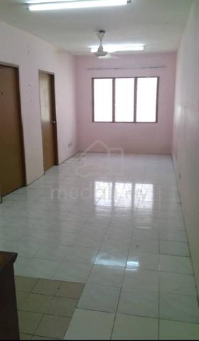 Apartment Lestari (Damansara Damai) 1
