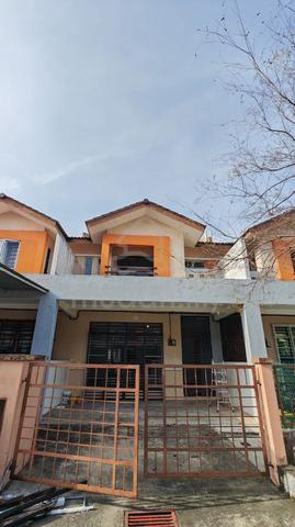 Double Storey Seri Pristana Dalam Saujana Utama Sungai Buloh 1