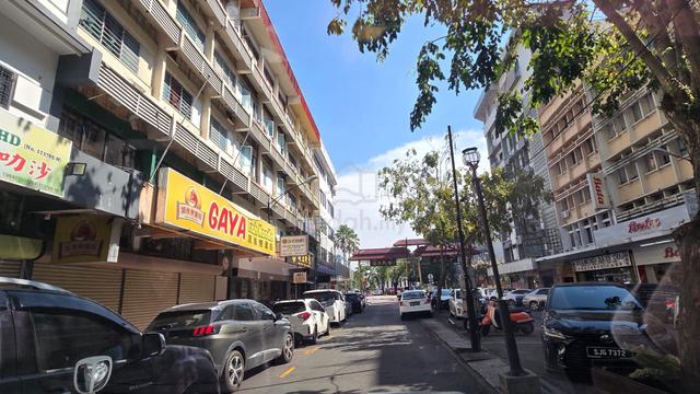 Gaya Street Shoplot / Gaya Street / 5 Storey Shoplot / For Sale :- 1