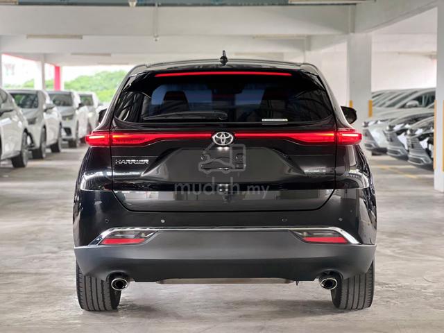 2021 Toyota HARRIER 2.0 Z *SPARE TYRE & TWO TONE - 4