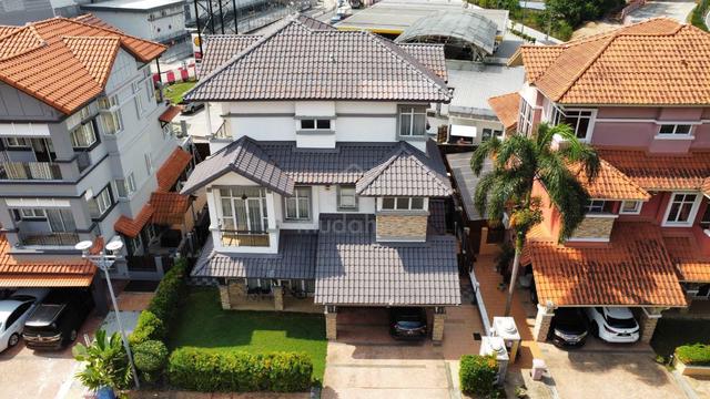 FULLY FURNISHED! RENOVATED 3 Storey Bungalow Damansara Lagenda 1