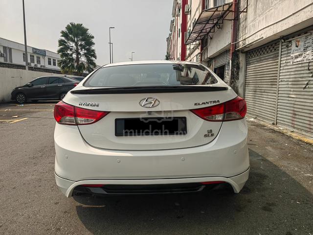 Hyundai ELANTRA 1.8 PREMIUM (A) FULOAN 2YS WRANTY - 4