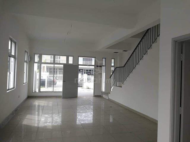 Jalan kempas indah ,Tmn Kempas Indah 1