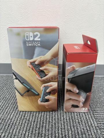 Nintendo Switch 2 Pro Controller Set - photo 4 of 6