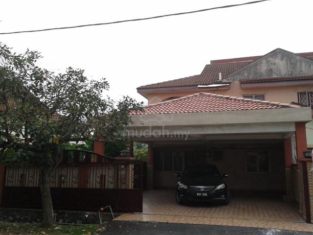 Taman Putra Perdana, Corner Lot, 4R3B, AC, Heater 1