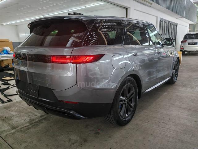 Range Rover Sport D300 NEGO TIL LET GO - LIKE NEW - 2