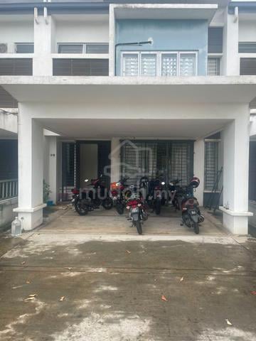 Double Storey 4R5B Viola, Alam Impian 1