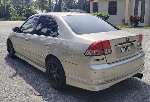 2005 Honda CIVIC 1.7 VTEC (A) - 4