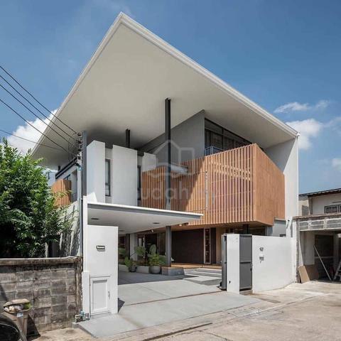 65x90 Freehold & Individual Title - Lot Banglo with Swimming Pool 1