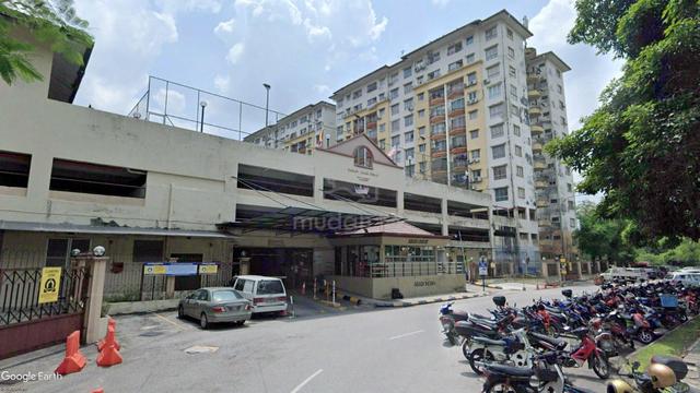 Abadi Indah Apartment, Taman Desa, Old Klang Road (Near to UM) 1