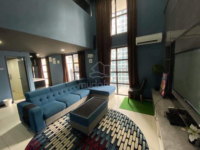 Empire City, Colonial Loft 1