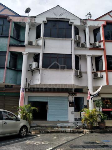 Raub-Bilik untuk disewa 1