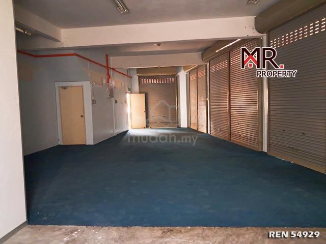 CORNER LOT Double Storey Shop Lot Kangar Perlis FOR RENT 1