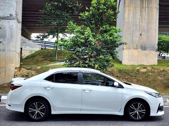 Toyota COROLLA ALTIS 1.8G FULLOAN WARRANTY 1 OWNER - 3