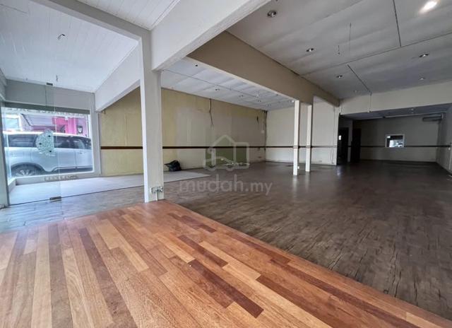 Commercial title SSSD shop_Facing Kelawai main road_Gurney Pulau Tikus 1