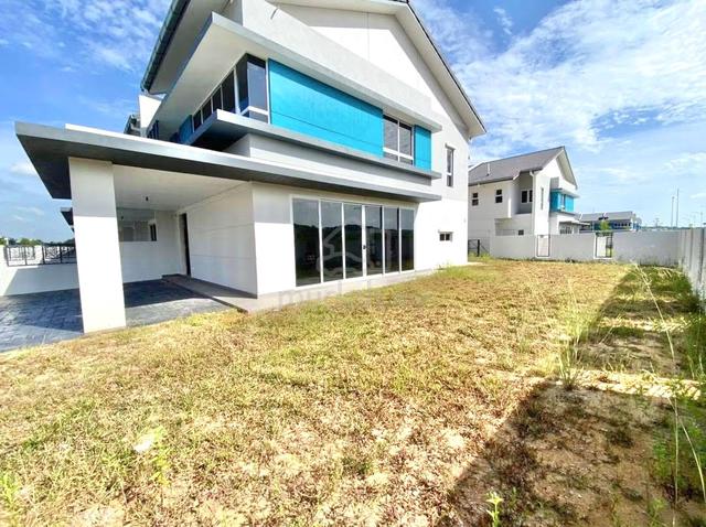 CORNER LOT Serenia Arina, Serenia City 2 Storey NEAR KLIA 1