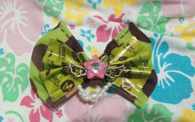 Handmade bow hairclips made by recycled materials  - photo 3 of 6