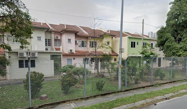 Bandar Botanic Klang 2 story house for sale 1