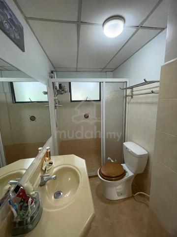 Lakeside Tower 4