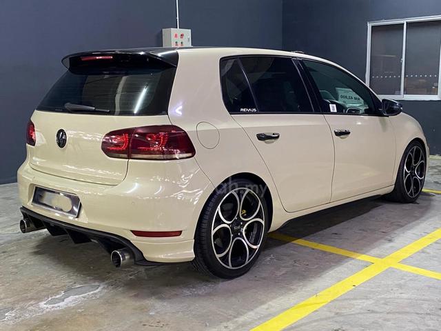 2009 Volkswagen GOLF 2.0 GTi (A) - 3