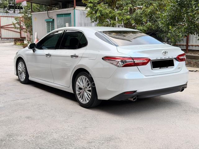 2019 Toyota CAMRY 2.5 V (A) Original Low Mileage - 3