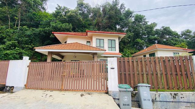 Bungalow Jalan Teratai 8, Taman Bunga Raya, Bukit Beruang, Melaka 1