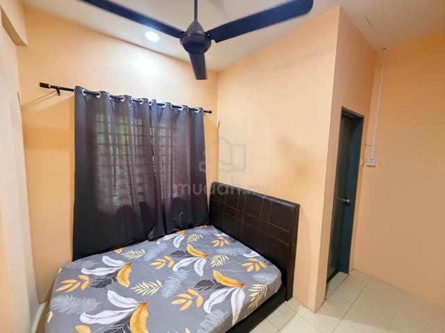 Fully Furniture Bilik Master.1min ke bandar Rawang. 1