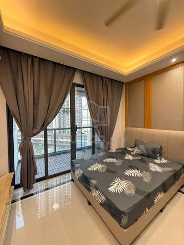 R&F Room / Walk To Ciq / JB Town / Deposit 1+1 /  Aircond 120kw 1