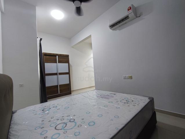 Master Room for Rent Artis 3 Condo Furnished Renovated Car Park 2