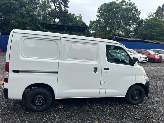Daihatsu GRAN MAX 1.5 (M) 2011 CUNN - 4