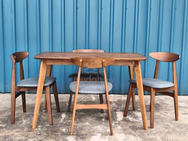 meja makan 4 seater - photo 3 of 6