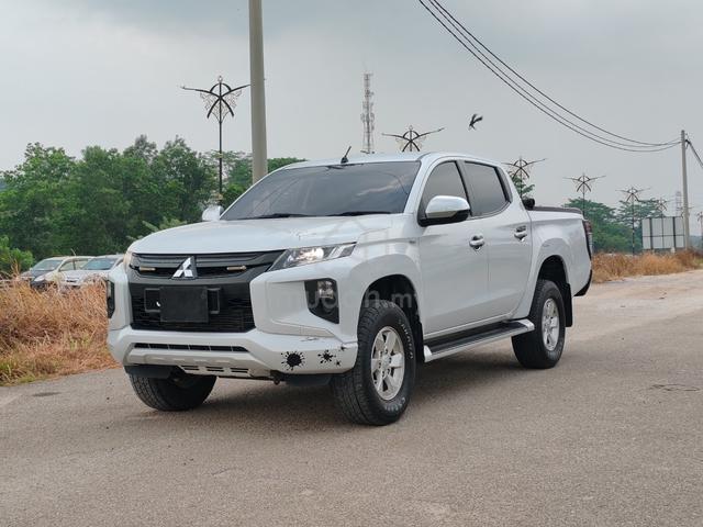 2021 Mitsubishi TRITON 2.4 VGT 6 Speed MANUAL 4X4 - 2