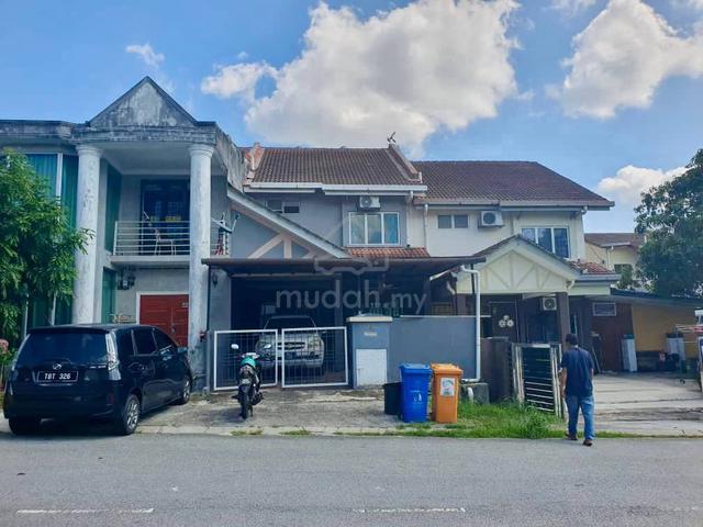 RENOVATED 💥 Double Storey Terrace Taman Subang Impian, Shah Alam 1