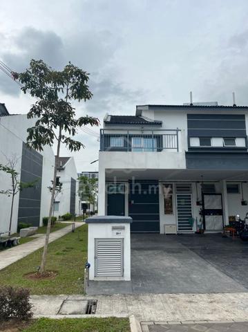 BRAND NEW FACING OPEN Townhouse Kita Bayu Cybersouth Dengkil 1