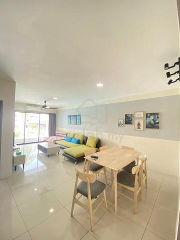 Manhattan Condominium 1