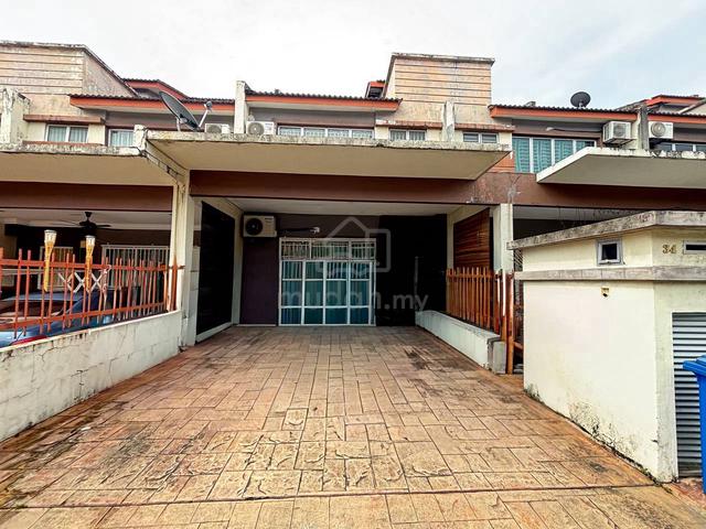 Double Storey Alam D16 Low Density Tenant 1