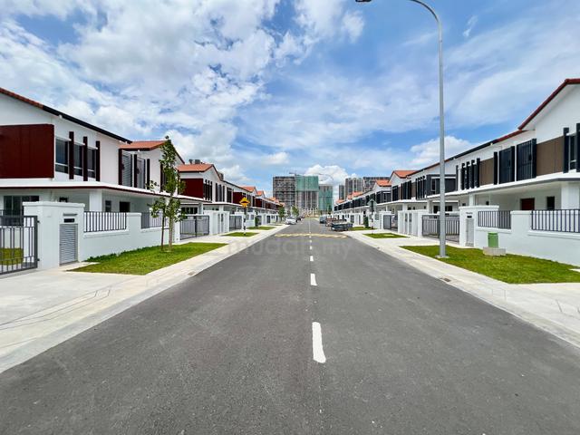 ( FLEXIBLE DEPOSIT !! ) Setia Alam Sari Casablanca Semi D 3