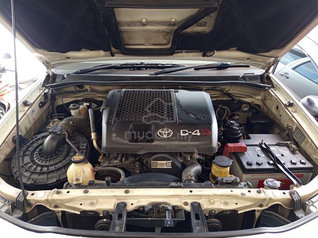 2015 Toyota HILUX 2.5 G TRD SPORTIVO (A) - 5
