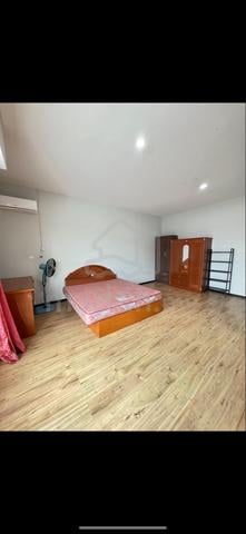 Big Masterbedroom for rent 1