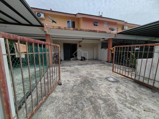 Tmn Salak Baiduri teres 2 tgkt Salak Tinggi KLIA Nilai 1