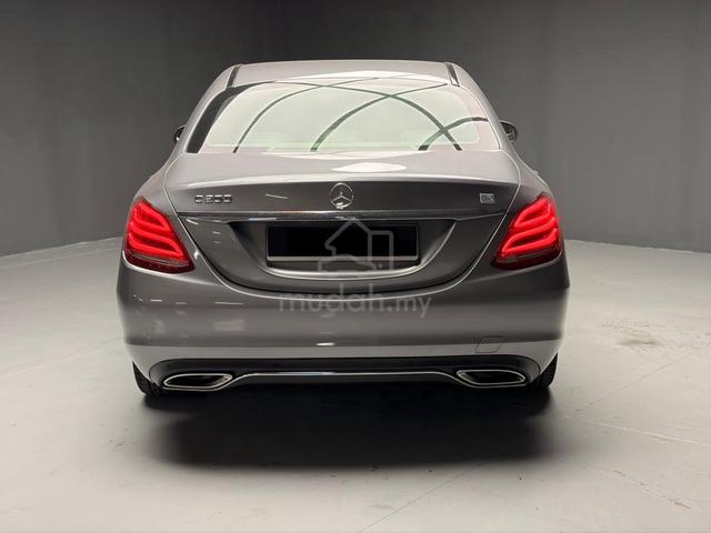 2017 Mercedes Benz C200 2.0 AVANTGARDE (A) - 4