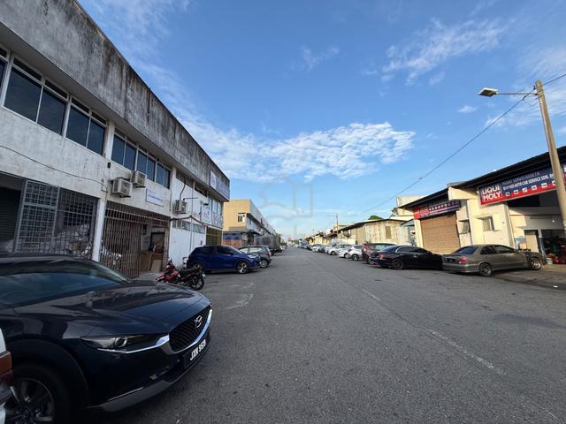 Taman Universiti / 1.5 Terrace Factory / For Rent / 25x80 / UTM / Jb 1