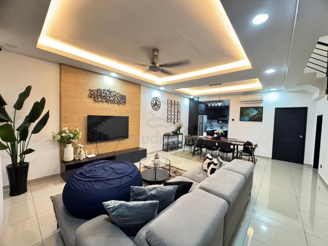 Renovated Double Storey Azalea Bukit Rahman putra Sungai Buloh 1
