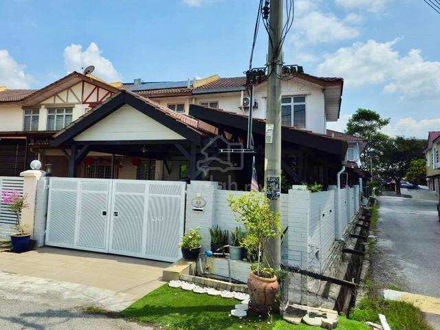 (PALING MURAH) RENOVATED END LOT 2 Storey Taman Putra Perdana, Puchong 1