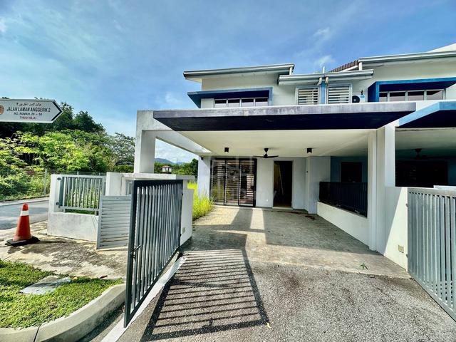 Ready To Move In🔥Facing Open Endlot 2 Storey Laman Anggerik Nilai 1
