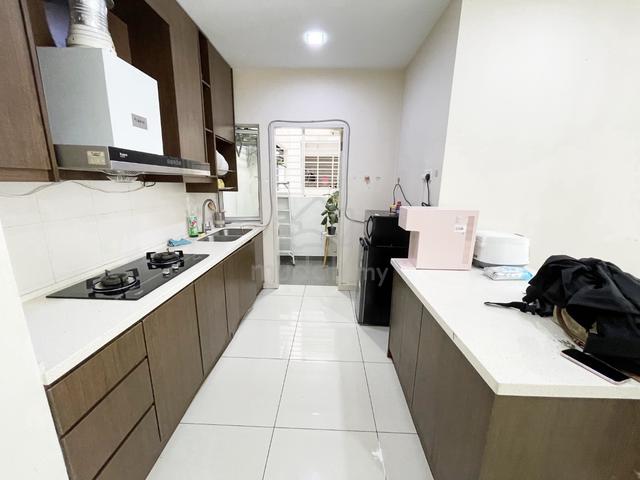 Savanna Executive Suite @ Southville City 1