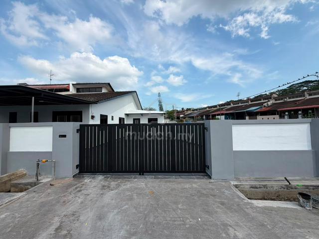 Taman Suria @ JB Town 1-Storey Terrace CORNER Fully Renovated 1
