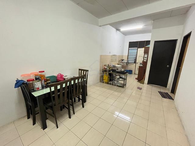rumah untuk disewakan taman politeknik 1